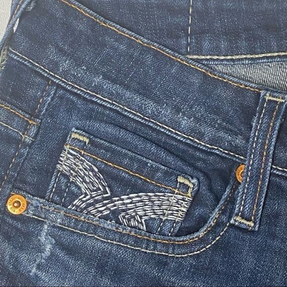 Big Star | Nina Straight Leg Distressed Jeans - Picture 3 of 10